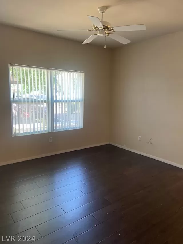 MLS: 2585287 Condo For Sale