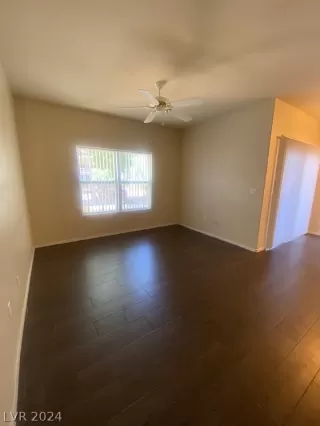 Photo #1: 2585287 Listing 