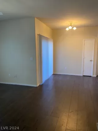 Photo #2: 2585287 Listing 