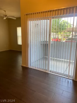 Photo #3: 2585287 Listing 