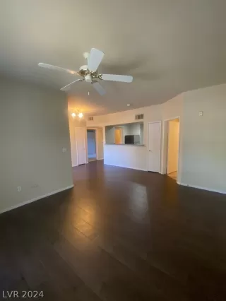 Photo #4: 2585287 Listing 