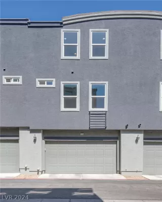 Photo #5: 2585289 Listing 