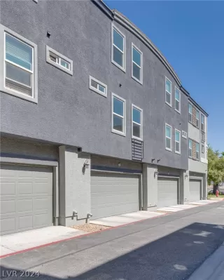 Photo #6: 2585289 Listing 