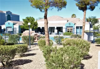 Photo #4: 2585307 Listing 