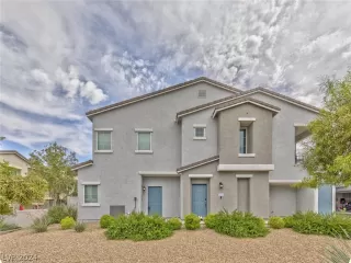 Photo #4: 2585317 Listing