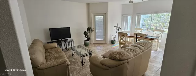 MLS: 2585318 Condo For Sale