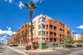 Photo #3: 2585337 Listing 