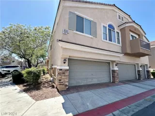 Photo #2: 2585365 Listing 