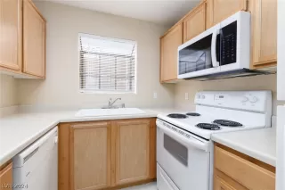 Photo #4: 2585367 Listing 