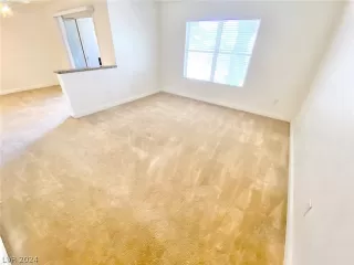 Photo #4: 2585380 Listing 