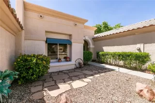 Photo #4: 2585381 Listing