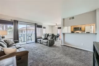 Photo #2: 2585382 Listing 