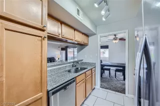 Photo #5: 2585382 Listing 