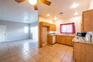 Photo #5: 2585404 Listing 