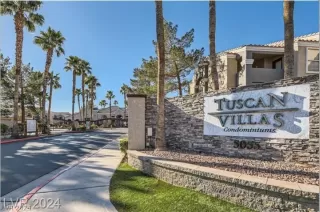 Photo #2: 2585414 Listing