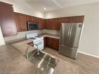 Photo #3: 2585452 Listing 