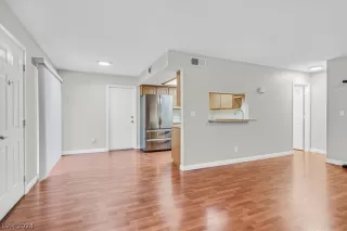 Photo #4: 2585492 Listing 