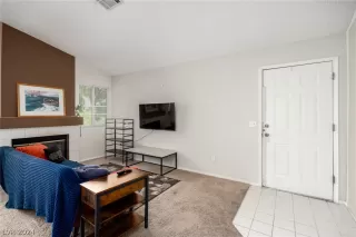 Photo #3: 2585512 Listing 