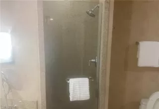 Photo #5: 2585517 Listing