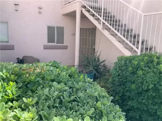 Photo #1: 2585524 Listing 