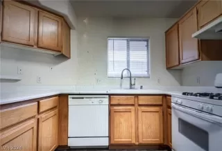 Photo #5: 2585524 Listing 