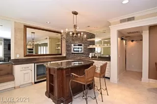 Photo #3: 2585528 Listing 