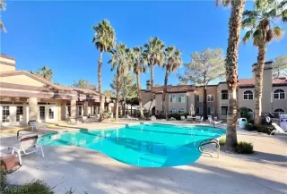 Photo #1: 2585534 Listing