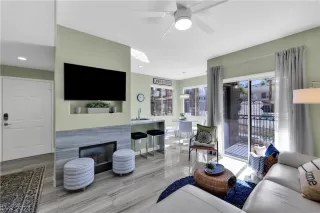 Photo #1: 2585552 Listing 