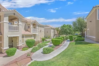 Photo #1: 2585579 Listing 