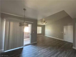 Photo #5: 2585633 Listing 