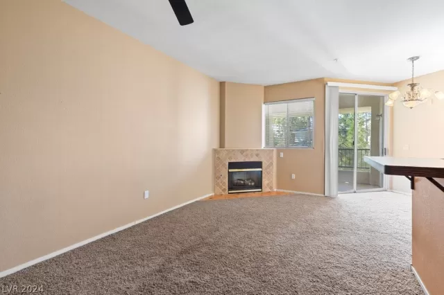 MLS: 2585666 Condo For Sale