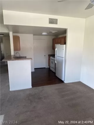 Photo #5: 2585676 Listing 