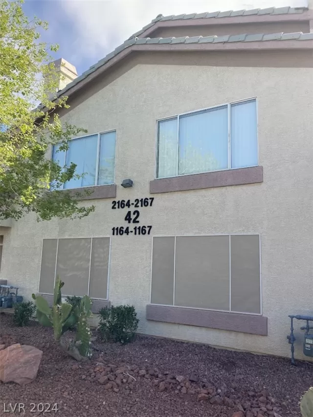 MLS: 2585677 Condo For Sale