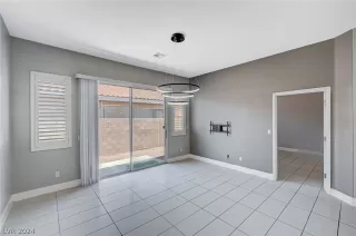 Photo #6: 2585680 Listing 