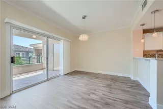 Photo #4: 2585687 Listing 