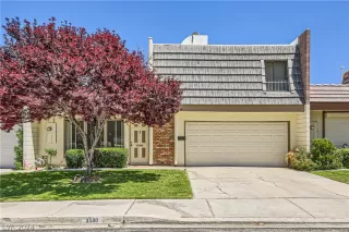 Photo #1: 2585707 Listing