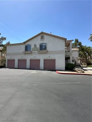 Photo #1: 2585709 Listing 