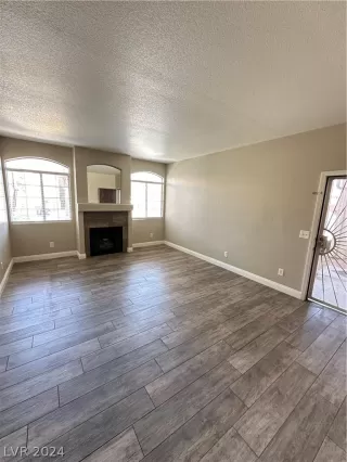 Photo #4: 2585709 Listing 