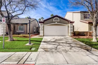 Photo #2: 2585718 Listing