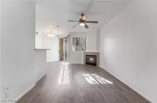 Photo #5: 2585723 Listing