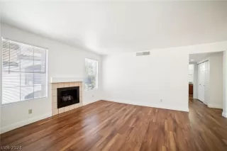 Photo #1: 2585730 Listing 