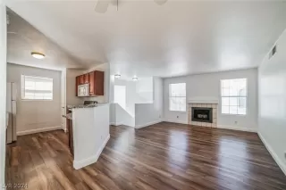 Photo #2: 2585730 Listing 