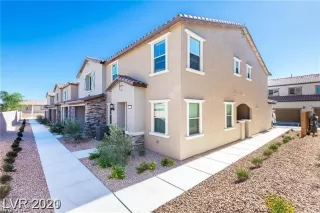 Photo #3: 2585740 Listing 