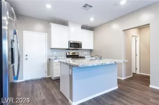 Photo #6: 2585740 Listing 