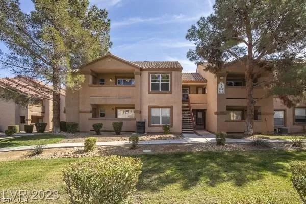 MLS: 2585751 Condo For Sale