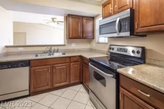 Photo #3: 2585751 Listing 