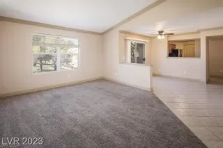 Photo #6: 2585751 Listing 