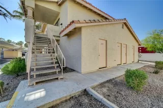 Photo #3: 2585754 Listing