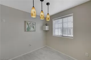 Photo #5: 2585784 Listing