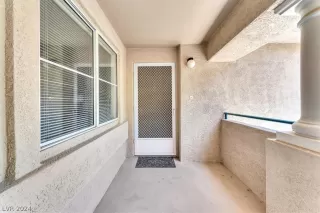 Photo #3: 2585802 Listing